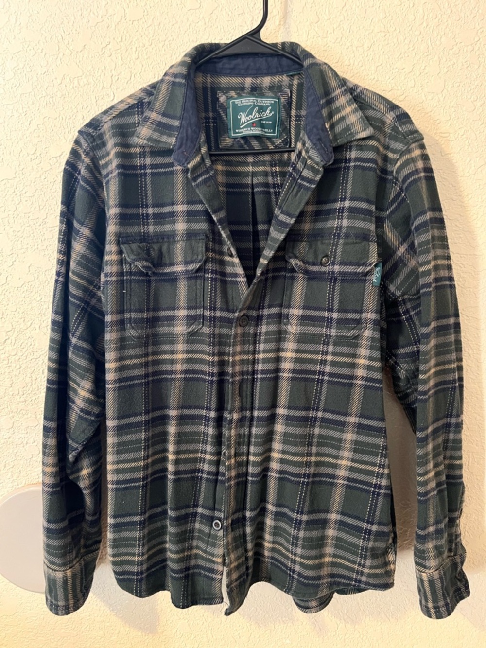 Woolrich Dark Green and Tan Plaid Flannel Jacket